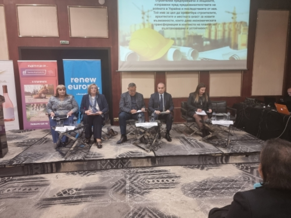 Regional Minister Karadzhov: Construction Output in Bulgaria Drops by 30% in 2021 Y/Y
