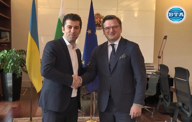 Министърът на външните работи на Украйна Дмитро Кулеба пристигна на посещение в България