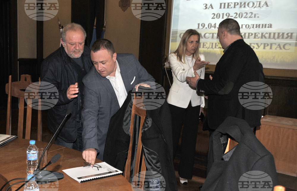 Бургас - Иван Иванов - представители на земеделски кооперации - среща