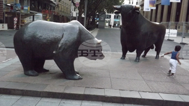 Разнопосочно започна борсовата търговия в Европа 