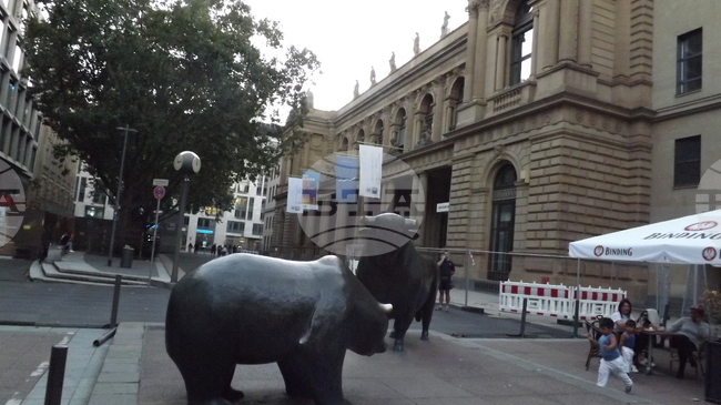 Индексите на повечето европейските пазари закриха търговията с растеж
