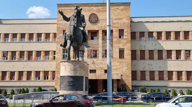 VMRO-DPMNE Moves to Introduce Legislative Changes against Dual Citizenship of North Macedonia's MPs