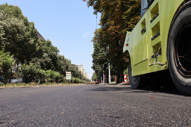 Община Хасково: Приключва първият етап от ремонта на настилката на бул. „Раковски“ в Хасково