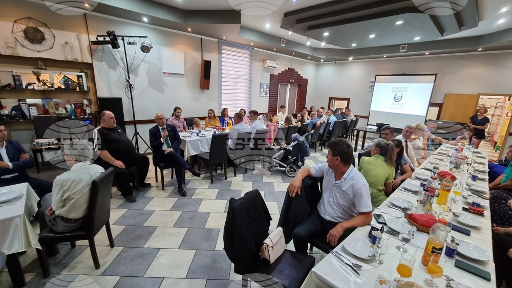 Dudestii Vechi Hosts Forum on Lyubomir Miletich