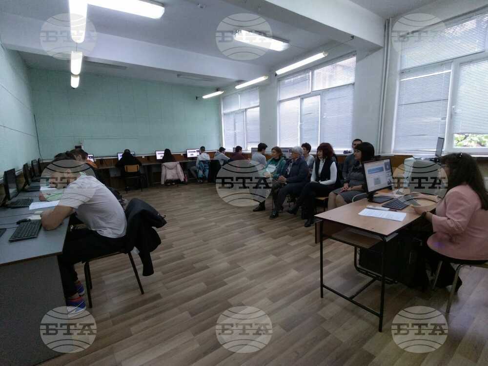 Закрито бе второто издание на Дните на STEM професии и профили „Да творим в екип“ в Търговище
