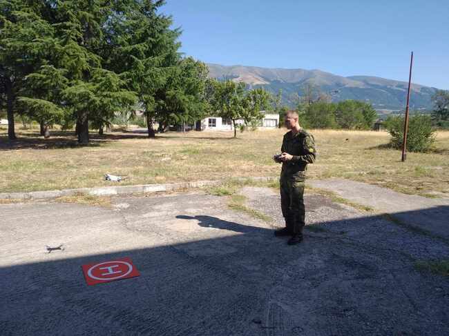 Министерство на отбраната: Сухопътните войски проведоха обучение за използване на ултралеки безпилотни летателни апарати 