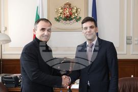 Никола Минчев - Александър Оскар - среща