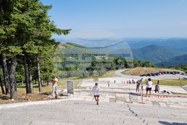 Шипка - състезание по изкачване на стълбите към Паметника на свободата