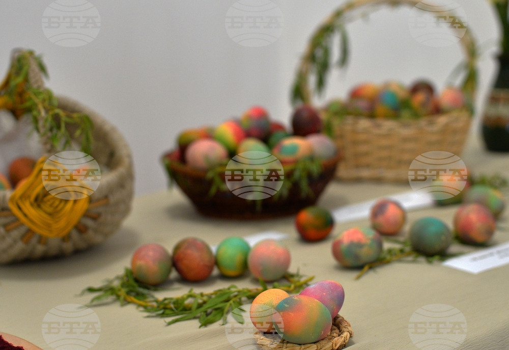 Исперих - изложба - великденски яйца