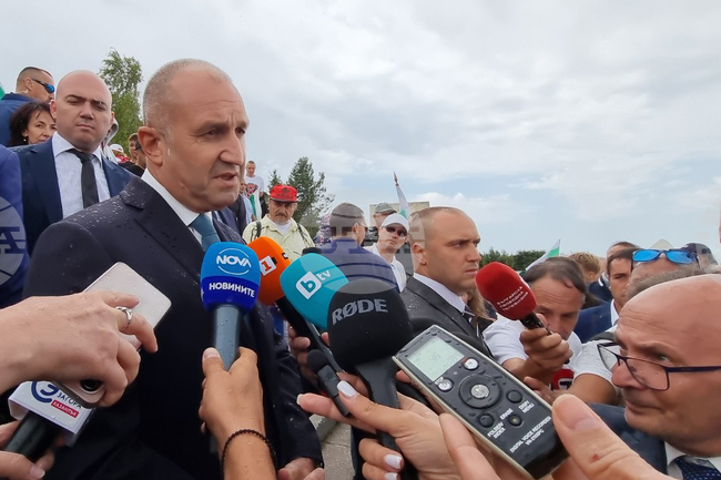 Шипка - Румен Радев - брифинг