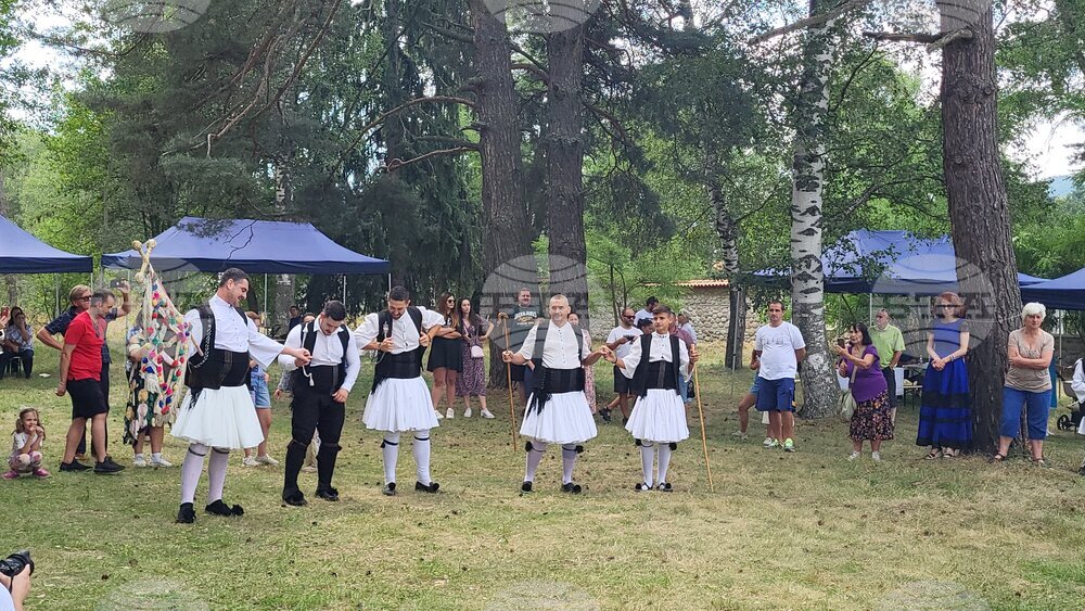Самоков - Бельова църква - Каракачански празник