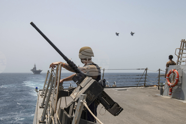 Централното военно командване на САЩ съобщи, че днес в 10 ч. източноамериканско време силите му ще блокират иранските пристанища