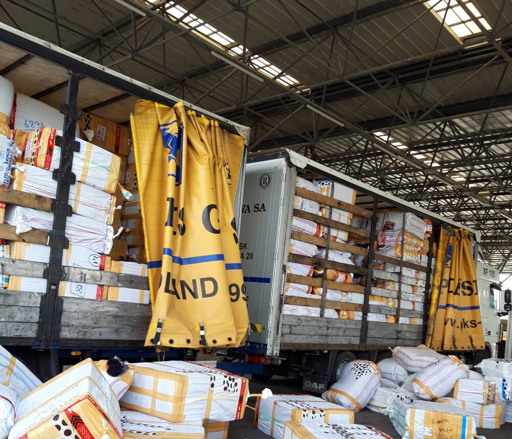 Над 50 000 „маркови“ стоки задържаха митническите служители на МП Капитан Андреево 