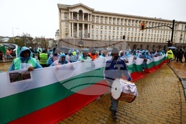 Пътностроителни фирми - протест