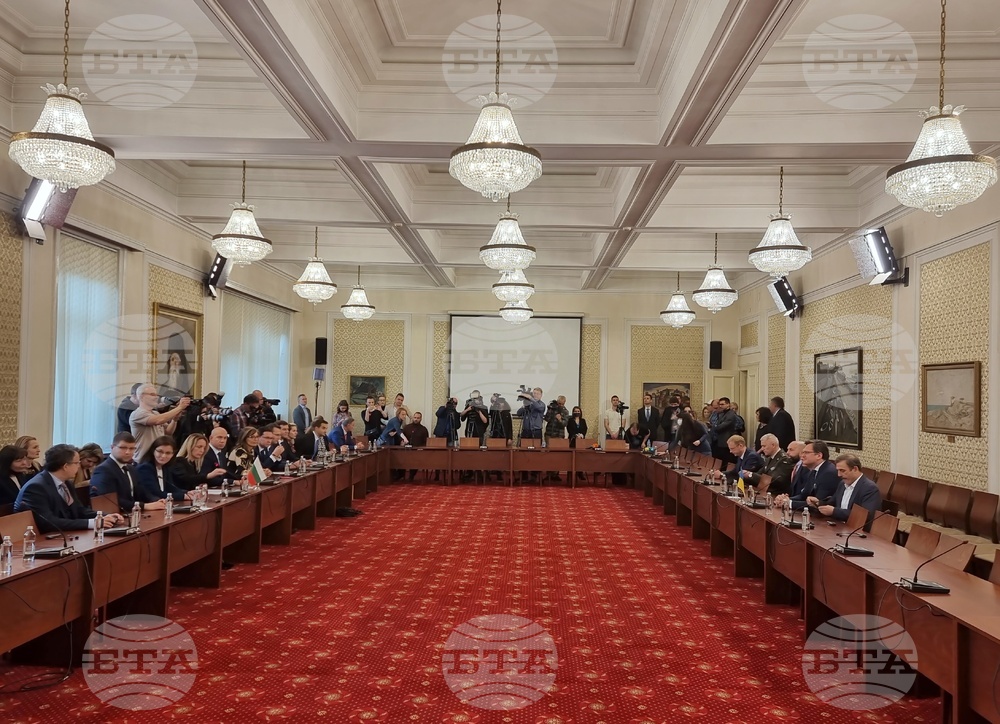 Парламент - Украйна - Комисия по външна политика
