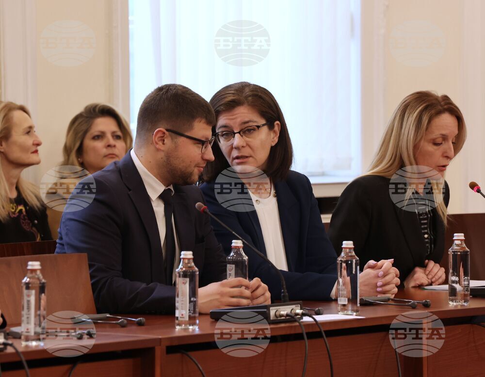 Парламент - Украйна - Комисия по външна политика