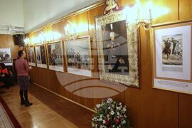 Парламент - изложба