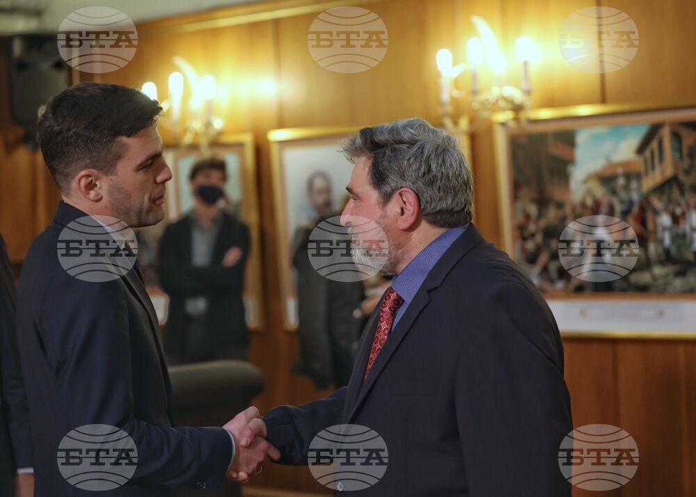 Парламент - изложба