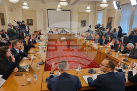 Комисия по икономическа политика и иновации - заседание