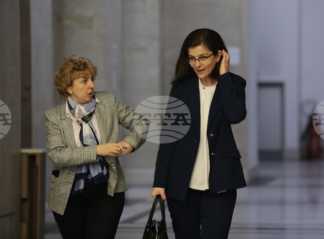 Парламент - Комисия по външна политика