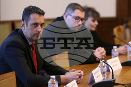 Комисия по въпросите на децата, младежта и спорта - заседание