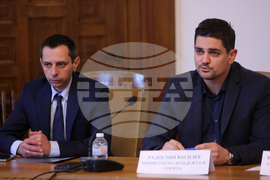 Комисия по въпросите на децата, младежта и спорта - заседание