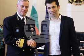 Кирил Петков - Роб Бауер - среща