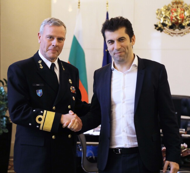 Кирил Петков - Роб Бауер - среща