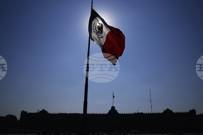 Фармацевтични компании обявиха инвестиция от 600 милиона долара в Мексико