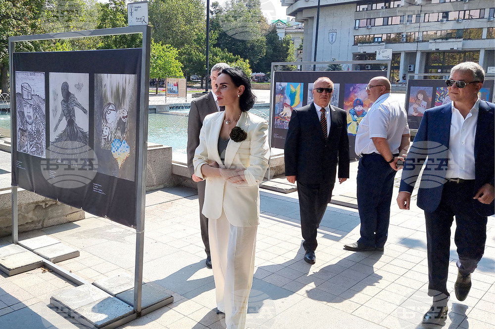 Exhibition Depicts War in Ukraine through Children's Eyes