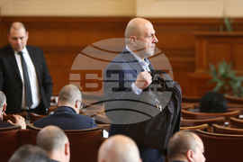 Парламент - Томислав Дончев - заседание