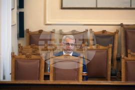 Парламент - Николай Денков  - заседание