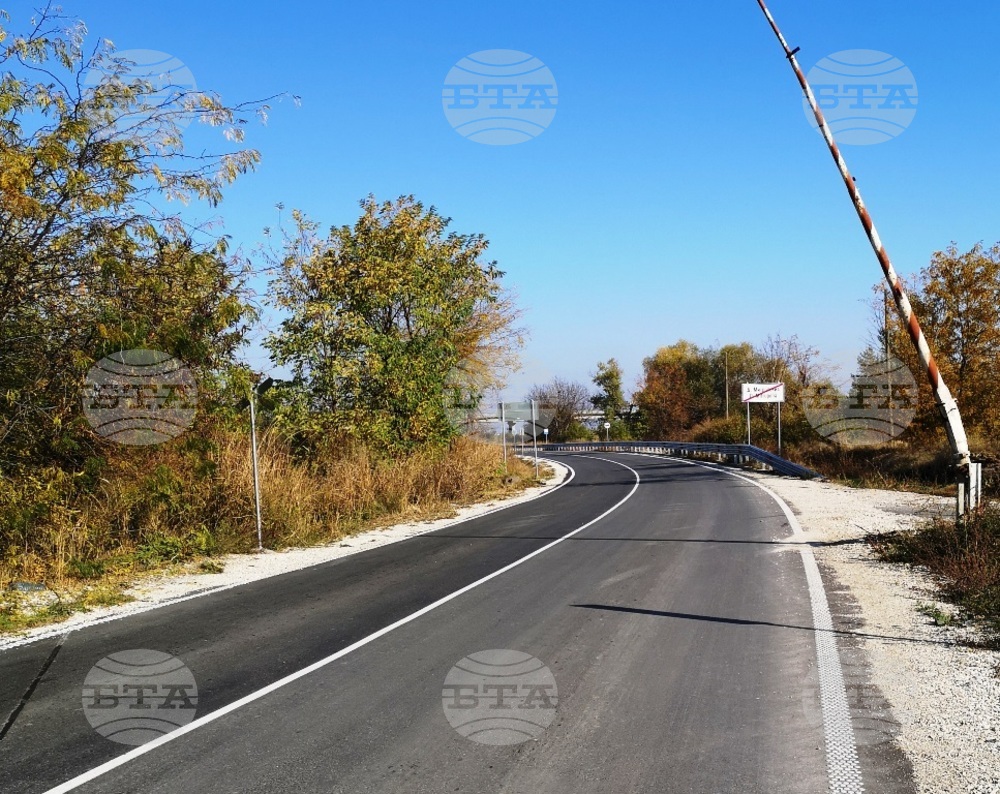 Двама души са загинали при катастрофи през денонощието