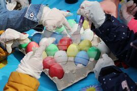 Велики четвъртък - яйца - традиционно боядисване