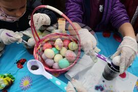 Велики четвъртък - яйца - традиционно боядисване