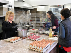 Бачково - Велики четвъртък - яйца - традиционно боядисване