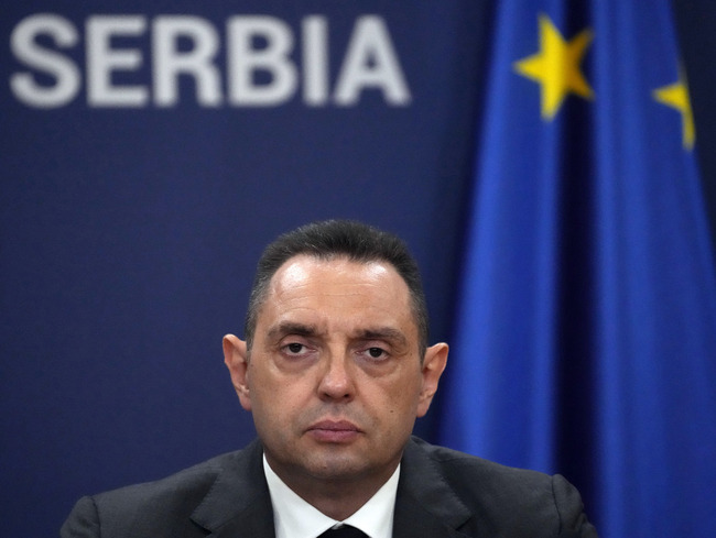 Вътрешният министър на Сърбия въвежда специален режим за проверка за високопоставени представители на Хърватия след отказаното посещение на Вучич