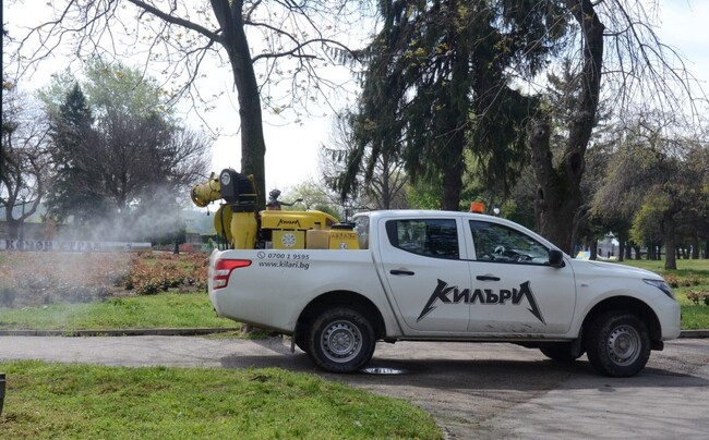 Започна обработката срещу кърлежи на тревни площи в община Видин 