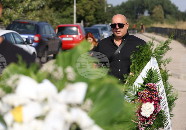 Алексей Петров - поклонение