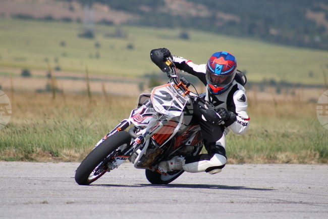 Сапарева баня - Петър Въжаров - мотоциклетизъм - полигон