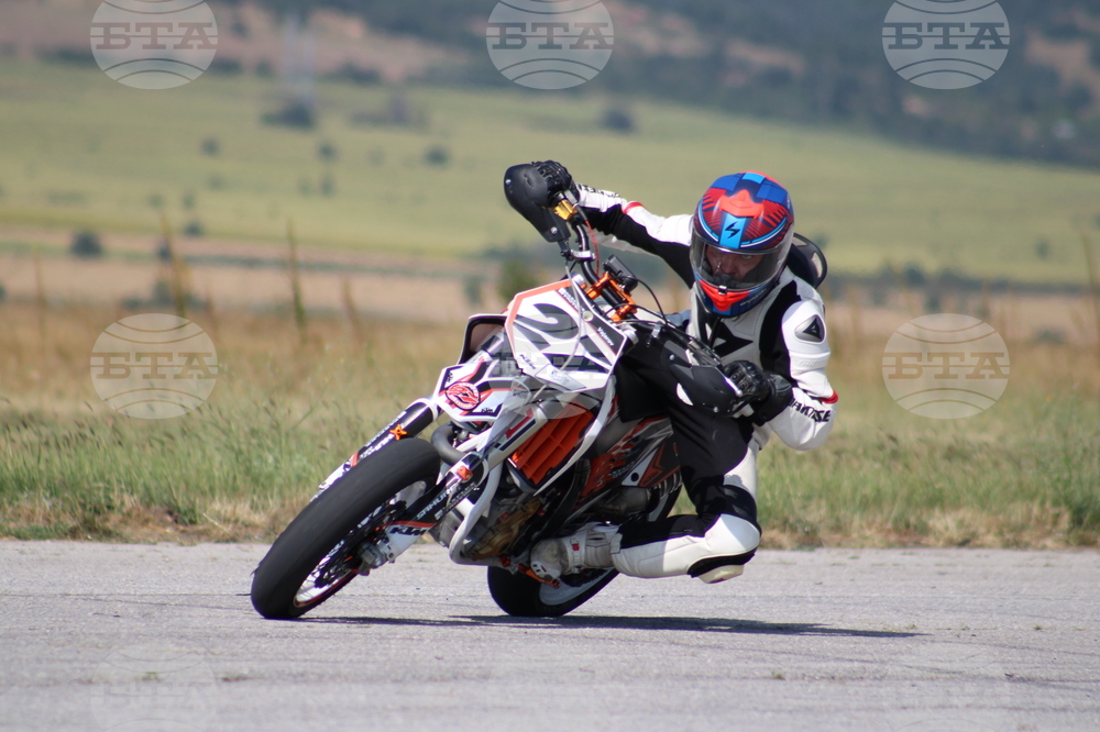 Сапарева баня - Петър Въжаров - мотоциклетизъм - полигон