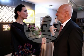 Каменни бродерии от Нова Каховка върху текстил