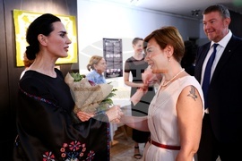 Каменни бродерии от Нова Каховка върху текстил