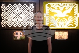 Каменни бродерии от Нова Каховка върху текстил