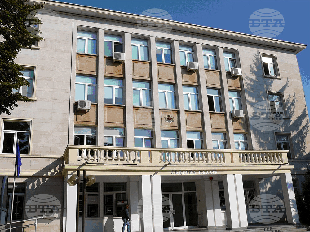 Обвинен за държане на наркотици и археологически обекти остава в ареста