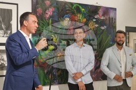 Бургас - изложба - "Еклектика"