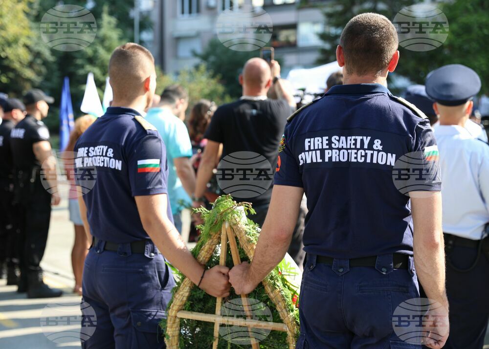 Бургас - паметна плоча за загинали полицаи - откриване