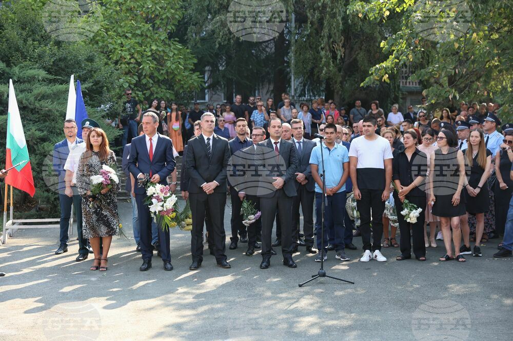 Бургас - паметна плоча за загинали полицаи - откриване