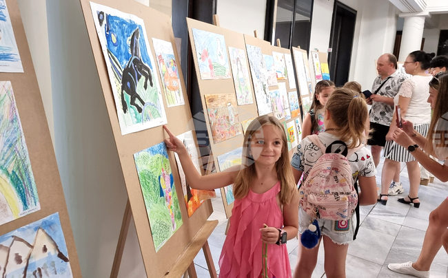Добрич - деца - изложба