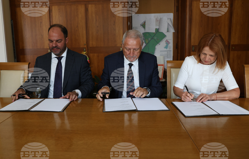 Sofia Mayor Fandakova Signs Memorandum of Cooperation with National Union of Worker Producers` Cooperatives